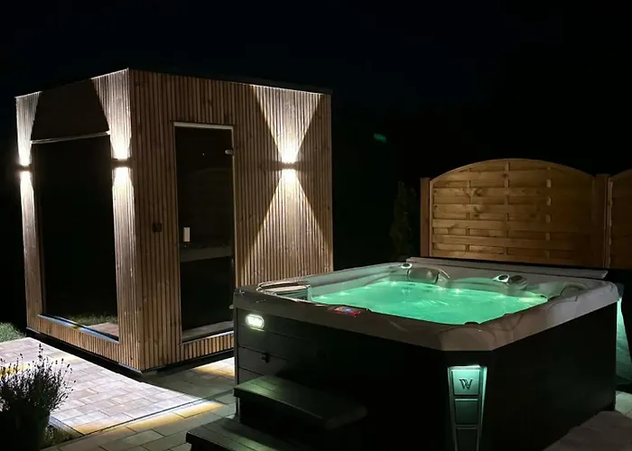 Wodny Zakatek Holiday home Sedzislaw